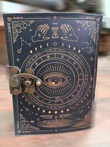 Hecho a medida captura su viaje en un lujoso diario encuadernado en cuero, ideal para regalar y uso personal y de oficina - Product Image 3