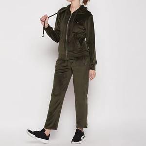 Conjunto Deportivo de Verano para Mujer, Hecho a Medida, de Primera Calidad, Transpirable y Cómodo, de 2 Piezas - Product Image 2