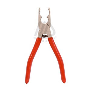 Los mejores Alicates para doblar anillos de pájaros de 2 orificios de acero inoxidable para bandas de patas de Paloma de Master Group Industries - Product Image 3