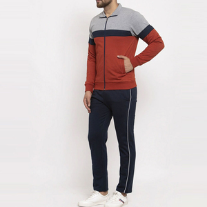 Ensemble de survêtement d'entraînement pour homme, coupe classique, imprimé, à capuche, confortable, fermeture éclair, 2 pièces, tendance et très vendu - Product Image 3