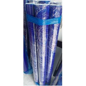 Rollo de película adhesiva translúcida azul a prueba de humedad de suministro de fábrica PE suave y LLDPE para embalaje logístico - Product Image 2