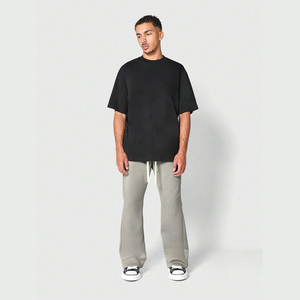 2024 haut tendance pantalon évasé ample qualité assurée doux pantalon en toile unie décontracté Hip Hop pantalons de survêtement évasés - Product Image 3