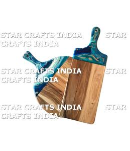 Tabla rectangular multifuncional de madera de olivo y resina epoxi para servir, tabla de cortar para charcutería, aperitivos, frutas, tabla de quesos - Product Image 4