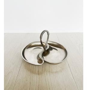 Plateau à bonbons de luxe en acier inoxydable en forme de rein plat de service à 3 sections avec support pour accent décoratif et de service - Product Image 6