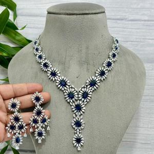 ชุดสร้อยคอเพทายสุดหรูพร้อมต่างหูสำหรับงานแต่งงานงานหมั้นสำหรับผู้หญิง - Product Image 1