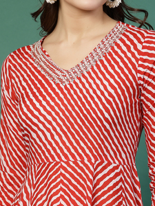 Ropa india y pakistaní último diseño bordado a mano Algodón puro hermoso Leheriya impreso estilo Anarkali Kurti al por mayor - Product Image 4