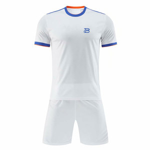 Uniforme de Fútbol Personalizado 2026 con Logotipo, Uniforme de Fútbol al Por Mayor para Hombre, Ropa Deportiva de Fútbol para Equipo, Diseño Moderno - Product Image 1