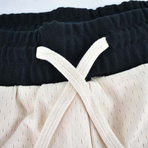 Pantalones Cortos Deportivos de Malla Personalizados de Alta Calidad para Hombre, 150G, Doble Capa, Verano, Negros, para Playa, Baloncesto, Estilo Urbano - Product Image 3