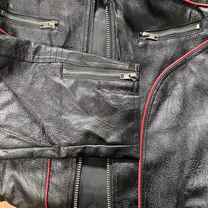 2025 nouveauté veste en cuir véritable pour femmes Logo personnalisé motif solide technique teint uni avec matériau de remplissage en coton - Product Image 4