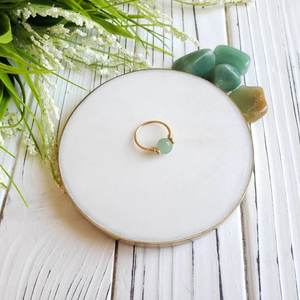 แหวนเงิน925ประดับหินสตรอเบอร์รี่สีเขียวแหวนใส่สำหรับปาร์ตี้ของผู้หญิงชุบทองดีไซน์ไม่เหมือนใครขายส่งจำนวนมาก - Product Image 3