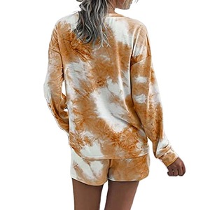 2025 mujeres calientes precio bajo 2 piezas conjuntos de pantalones cortos de verano de alta calidad pareja suelta sudadera de manga larga y conjunto corto de dos piezas - Product Image 6