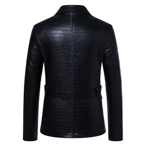 Chaqueta de bombardero de cuero de vaca Vintage para mujer personalizada en relieve para el diseño de la piel impermeable respetuoso con el medio ambiente Winterwear Front - Product Image 1