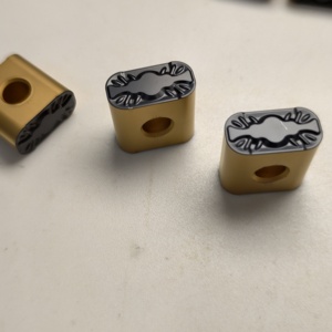 Inserto de Carburo para Reparación de Ruedas de Tren, Serie LNUX, para Torneado Rugoso de Ruedas Ferroviarias - Product Image 5