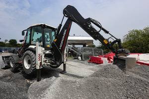 Hidromek HMK102B รถตักเครื่องยนต์ดีเซล Kubota รุ่น2020ที่มีระบบเกียร์และเกียร์ประสิทธิภาพสูง - Product Image 2