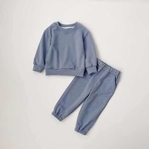 Survêtements d'hiver solides et respirants pour enfants imprimés avec logo personnalisé d'approvisionnement direct d'usine/Offre Spéciale polyester dernier style décontracté - Product Image 2