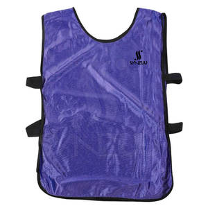 Babero de entrenamiento de poliéster de alta calidad Recién llegado Color sólido y transpirable para adultos Impresión de logotipo personalizado MOQ bajo - Product Image 1