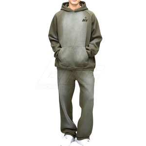 Nuevo estilo, venta al por mayor, chándales de bajo precio para hombres, chándales cómodos de tamaño adulto hechos a medida para hombres - Product Image 1