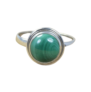 Cadeau de Saint Valentin Bague en pierres précieuses naturelles avec malachite en argent sterling 925 pierre de naissance d'avril plaquée rhodium - Product Image 1