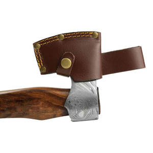 Hache à long manche de style viking en acier de Damas, tête à motif artisanal avec manche en bois naturel pour le camping en plein air, la chasse - Product Image 2