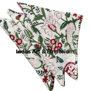 Juego de 6 servilletas y 6 esteras de algodón indio, estampado Floral - Product Image 1