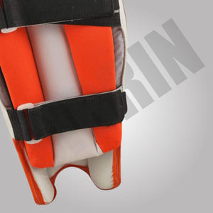 Protector de Piernas Ligero Personalizado para Críquet Sibrin, Blanco Liso/Naranja con Relleno Interno, con su Logotipo y Color - Product Image 6