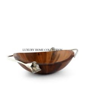 Bol en bois fabriqué à la main au design moderne, idéal avec poignée pour un usage quotidien ou comme pièce de déclaration dans votre décoration intérieure - Product Image 3