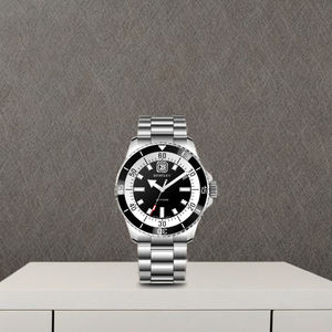 Technologie portable intelligente avec cadran en saphir audacieux et construction durable en acier inoxydable - Product Image 3