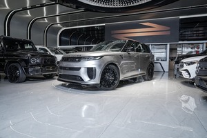 Nuevo/Usado Land Rover Range Rover Sport SV 2024 Especificaciones GCC, Neumáticos, Asientos de Cuero, Transmisión Automática, Techo Panorámico en Venta - Product Image 3