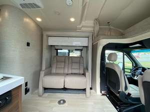 Winnebago V-i-e-w 24V d'occasion 2023 prêt à la vente - Product Image 5