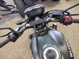 Disponible dès maintenant : Motocyclettes de rue SV650 (ABS) 2025 – Nouveautés en stock - Product Image 5