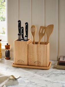 Plateaux élégants en bois de manguier faits à la main pour la salle à manger et les cadeaux dans des formes personnalisables pour les maisons modernes - Product Image 3