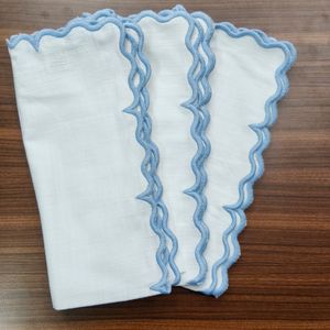 Servilleta de tela de algodón elegante color azul ceniza con borde festoneado para cenas, bodas y restaurantes - Product Image 4