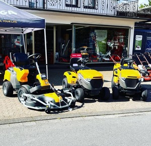 Stiga Park Pro 900AWX, cortacésped de cubierta delantera, barredora de nieve con motor incluido y otra maquinaria a la venta en todo el mundo con envío rápido - Product Image 6