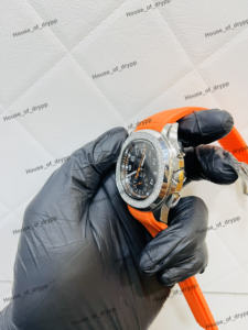 นาฬิกาสปอร์ตประดับเพชรโมอิสซาไนต์แบบ Iced Out สายสีส้ม โครโนกราฟ สไตล์ฮิปฮอป สำหรับผู้ชาย ตัวเรือนสแตนเลสสตีลสุดหรู พรีเมียม - Product Image 2