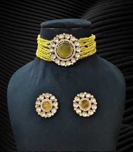 Magnifiques ensembles ras du cou Hydro Beads pour femmes parfaits pour les occasions festives, ensemble de mariage de luxe de qualité supérieure différentes couleurs - Product Image 6