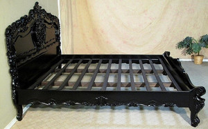 Lit de chalet TH-H8371 noir sculpté en bois massif avec tête de lit rembourrée - Product Image 3