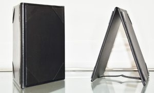 ชั้นวางหนังสำหรับแสดงเมนูในร้านอาหารชั้นหนัง - Product Image 5