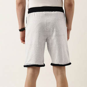 Shorts décontractés pour hommes à coupe décontractée, en tissu de coton mélangé doux, offrant un confort tout au long de la journée et une liberté de mouvement facile - Product Image 2