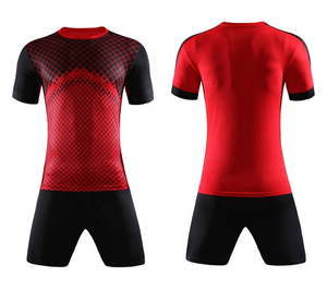 Uniformes de fútbol por sublimación personalizados de alta calidad 2025, conjuntos de uniformes de camiseta y pantalones cortos de fútbol transpirables para hombres - Product Image 2