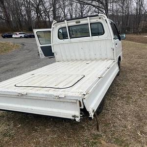 1997 SUB ARRU SAMBARR 4WD LIVRAISON RAPIDE - Product Image 4