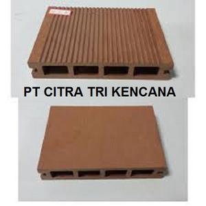PANEL DE TECHO DE PVC, MATERIAL DE PININO para HACER PVC WPC PISO MATERIAL DE CONSTRUCCIÓN TECHO DE PARED TABLERO DE PVC a Tchintabaraden NIGER - Product Image 3