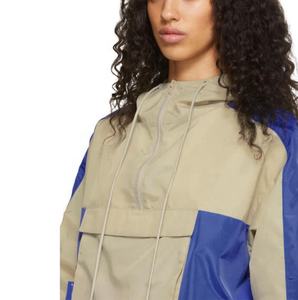 Chaqueta cortavientos de nailon para mujer al por mayor, ropa de calle con capucha personalizada, tela de poliéster, chaqueta deportiva cortavientos para mujer de dos tonos - Product Image 4