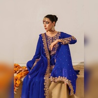 Ensemble Salwar Kameez en Georgette Exclusif avec Haut et Dupatta à Broderie Lourde, Idéal pour Fêtes et Sorties Décontractées, Matériaux Recyclés, Livraison Mondiale