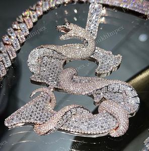 VVS1 Moissanite Redondo y Baguette Corte Diamante Plata Esterlina Chapado en Oro Dos Tonos Iced Out Forma de Serpiente Colgante Unisex Hip Hop - Product Image 1