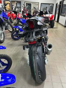 Motocicleta Superdeportiva Estilo R1M 2026 de 1000cc - Product Image 2