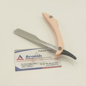 Rasoir de barbier professionnel avec logo personnalisé en acier inoxydable durable en gros pour le rasage avec manche en plastique - Product Image 5