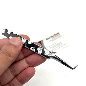 Pince à épiler d'extension de cils en acier inoxydable durable avec logo personnalisé Boo Print Testé à la main Pince à épiler Halloween de haute qualité - Product Image 5