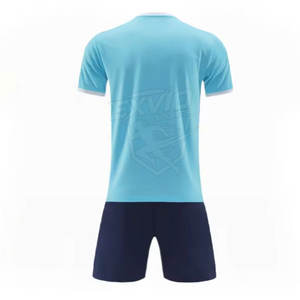 Uniforme de football de haute qualité, très vendu, léger, en polyester, fabriqué en polyester, uniforme de football pour adultes - Product Image 3