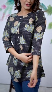 Kurtis cortos de rayón pesado fabricados en la India para mujer estilo tradicional de Bollywood listos para usar a precio mayorista - Product Image 2