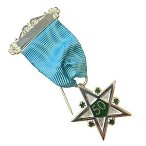 Exposición arroja luz sobre joyas maestras pasadas - Product Image 4